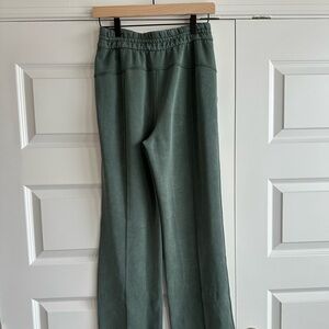 COPY - Lululemon softstreme pants